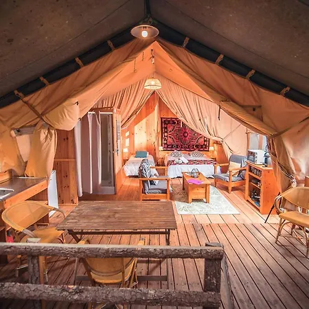 Domaine De La Vitarelle Glamping Luxusní stan Villaniere