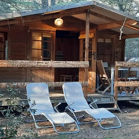 Domaine De La Vitarelle Glamping Luxusní stan