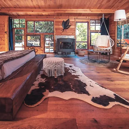Luxusní stan Domaine De La Vitarelle Glamping Villaniere
