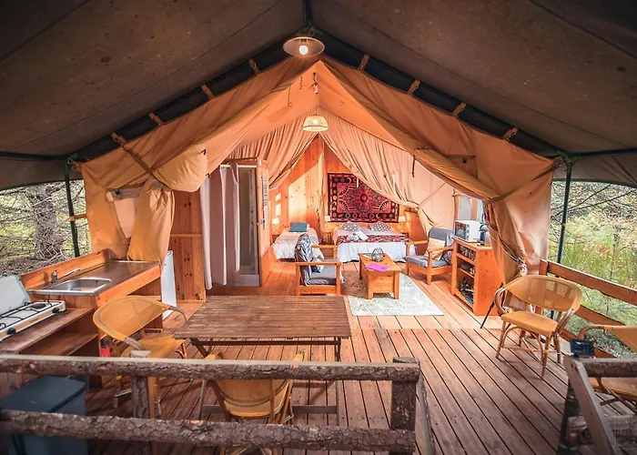 Domaine De La Vitarelle Glamping Luxury tent Villaniere