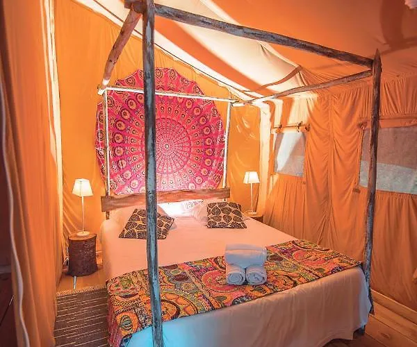 Domaine De La Vitarelle Glamping Luxury tent 3*