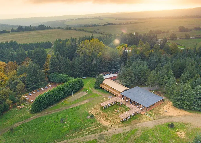 Domaine De La Vitarelle Glamping Villaniere