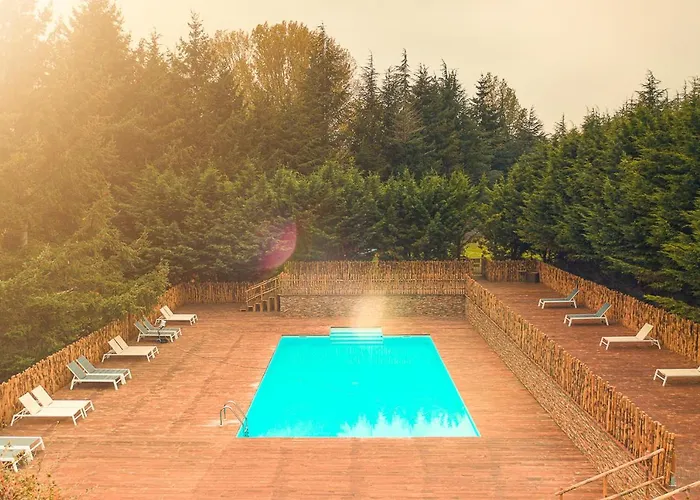 Domaine De La Vitarelle Glamping 3* Villaniere