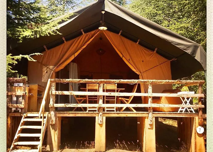 Luxury tent Domaine De La Vitarelle Glamping Villaniere