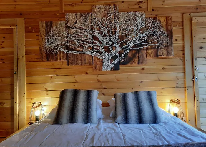 Domaine De La Vitarelle Glamping 3* Villaniere